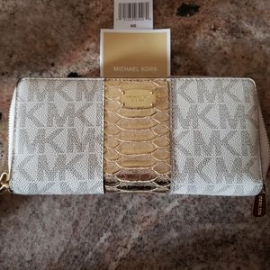 NWT Michael Michael Kors